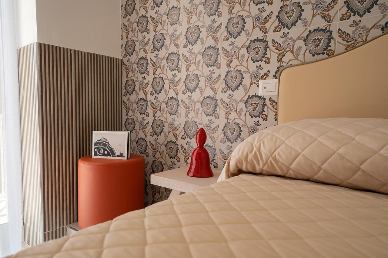 Greros H. Rooms Napoli Centro By Clapa Group Dislocated Hospitality Exterior foto
