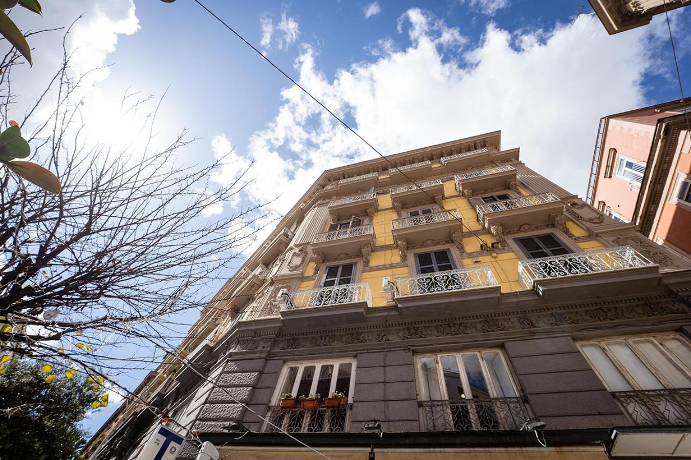 Greros H. Rooms Napoli Centro By Clapa Group Dislocated Hospitality Exterior foto